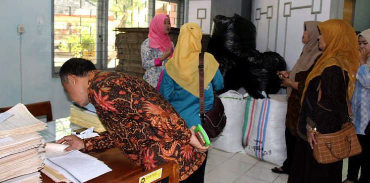 Sekjen Dan Badan Keahlian Dpr Ri Kunjungi Upt Kearsipan Unnes