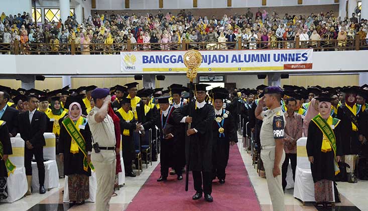 Selasa Dan Rabu UNNES Selenggarakan Wisuda