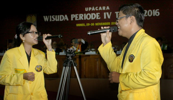 Juara Peksimida Tampil Pada Wisuda UNNES