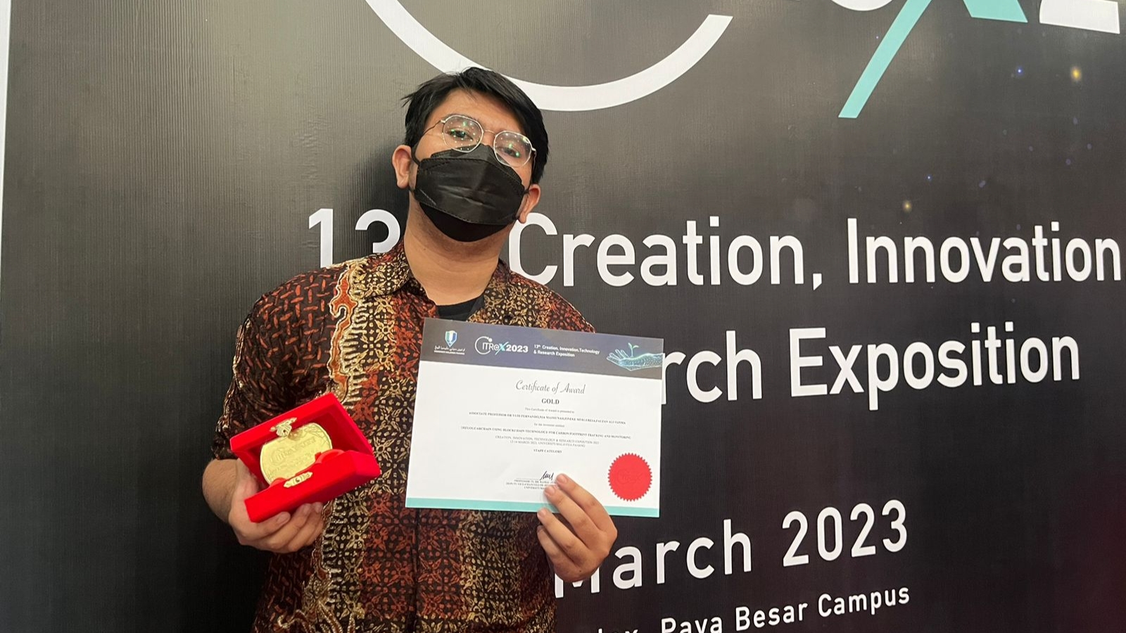 Mahasiswa UNNES Berhasil Raih Medali Emas Ajang Creation, Innovation Technology and Research 2023 Di Malaysia