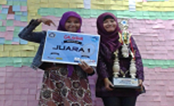 Rizqi dan Dian REM FM Raih Juara I Lomba Galaksiar