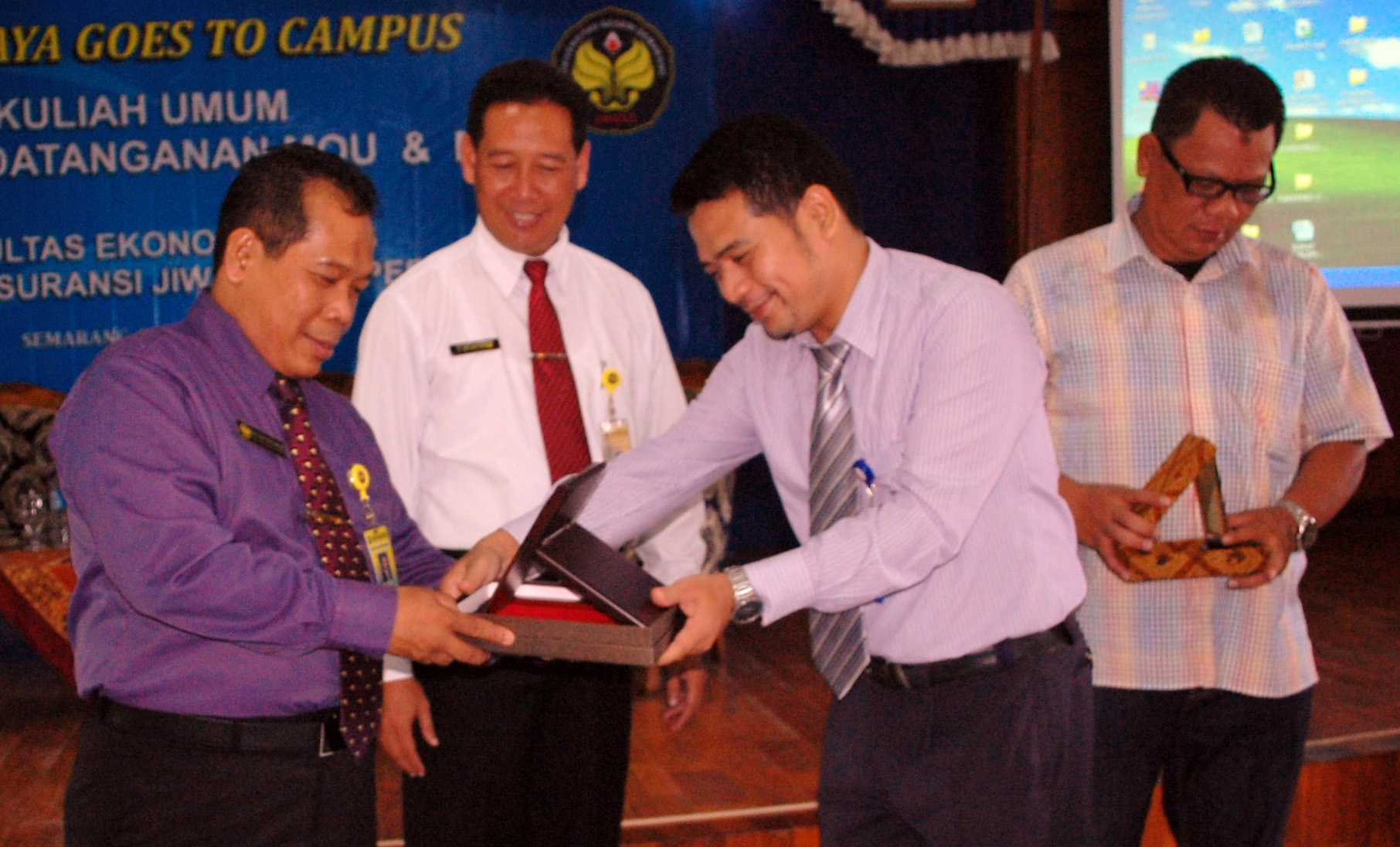 Peluang Kerja di Perusahaan Multinasional: Tantangan dan Kesempatan